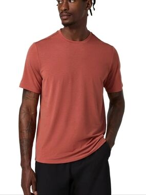 Vuori Men's Current Tech Tee